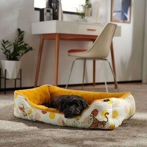 Cozy Winnie the Pooh Design Dog Bed